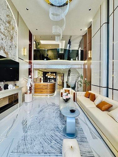 NÉT CĂNG!!! Tuyệt phẩm 5 Lầu THANG MÁY gara đậu 2 xe hơi Quang Trung
