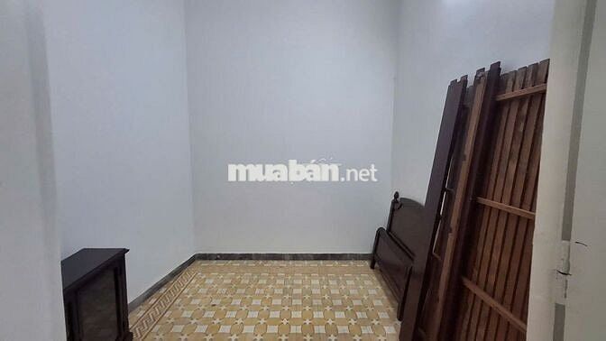 Cho thuê nhà Nguyễn Chế Nghĩa, 45m2 x 3 tầng, 3 ngủ 2 wc, giá 12 triệu