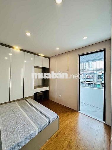 Tập Thể C8 Quỳnh Mai ~ 65m2 ~ Sổ Đỏ  -Vị trí TT HBT