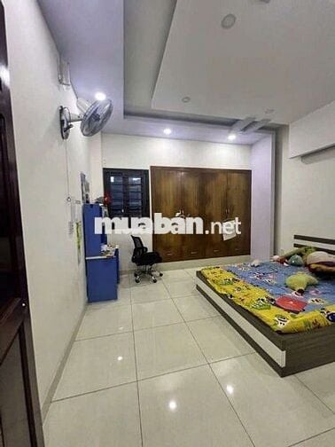 NHÀ 4 TẦNG ĐẸP —LIÊN KHU 4-5  PHƯỜNG BHH B BÌNH TÂN (4m x 13m)