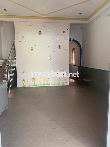 NHÀ XƯỞNG 423M², NGANG 7.5M, XE TẢI VÀO TẬN NHÀ, 1 TRỆT 1 LẦU – TRƯỜNG