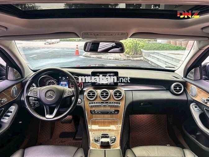 Mercedes Benz C250 Exclusive model 2017