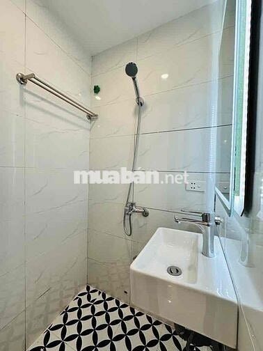 Tập Thể C8 Quỳnh Mai ~ 65m2 ~ Sổ Đỏ  -Vị trí TT HBT