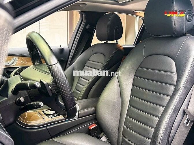 Mercedes Benz C250 Exclusive model 2017