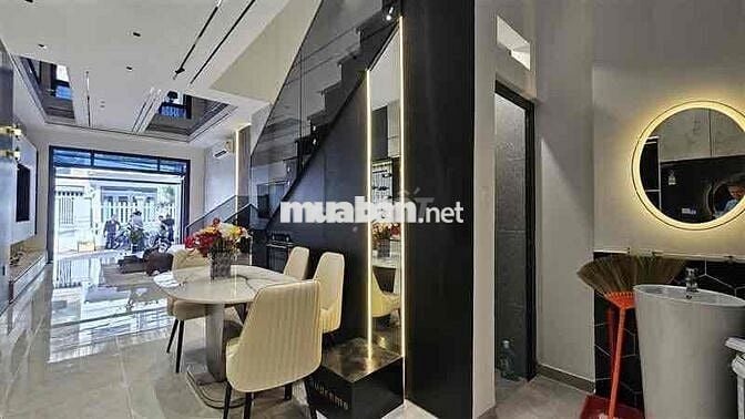 Gấp bán nhà Q7, Huỳnh Tấn Phát, Phú Thuận,70m2, hẻm xe hơi, 6 tỉ 9