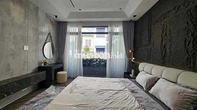 Gấp bán nhà Q7, Huỳnh Tấn Phát, Phú Thuận,70m2, hẻm xe hơi, 6 tỉ 9