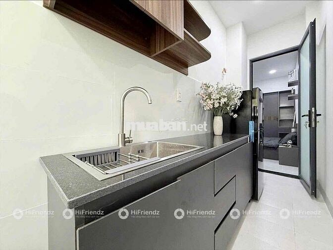 Cho thuê căn hộ 1PN tách bếp nhà mới xây 100% ngay Dương Quảng Hàm GV