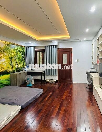 NHÀ MỚI SIÊU VỊ TRÍ KINH DOANH - Huỳnh Văn Bánh,PN - Trệt 3 Lầu