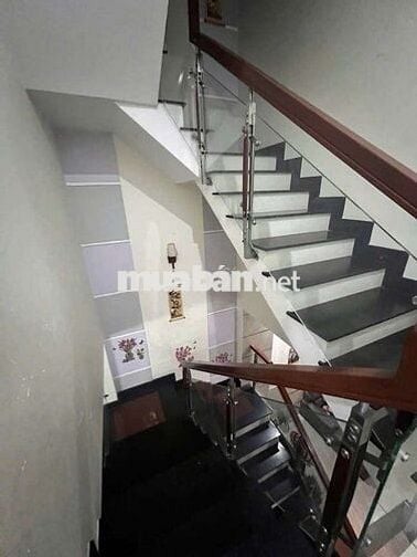 NHÀ 4 TẦNG ĐẸP —LIÊN KHU 4-5  PHƯỜNG BHH B BÌNH TÂN (4m x 13m)