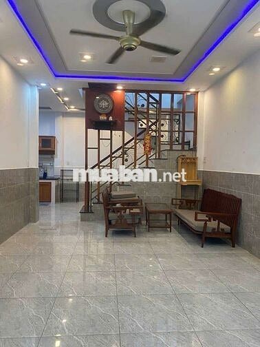 NHÀ 3 TẦNG ĐẸP — GẦN HÒA BÌNH--THOẠI NGỌC HẦU (5m x 10m)
