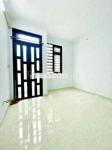 CHÍNH CHỦ BÁN NHÀ, TRỆT LẦU XDKC 2PN 2WC, ĐƯỜNG LÊ VĂN KHƯƠNG, QUẬN 12