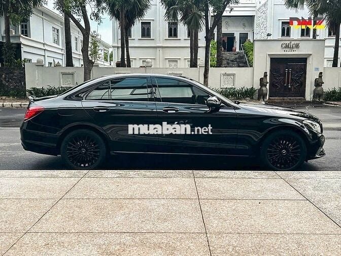 Mercedes Benz C250 Exclusive model 2017