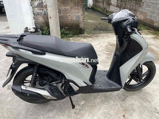 Cần bán sh 125 2017 máy zin chính chủ