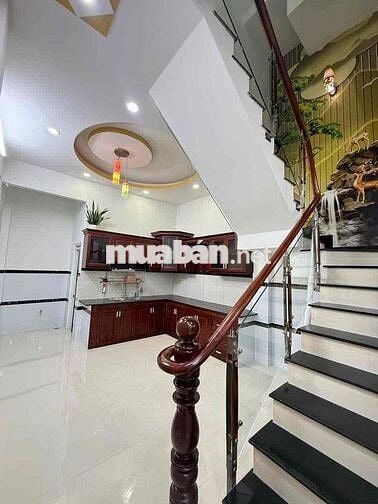 nhà vị trí đẹp mới xách va ly vào ở ngay chỉ 5,150 còn thương l