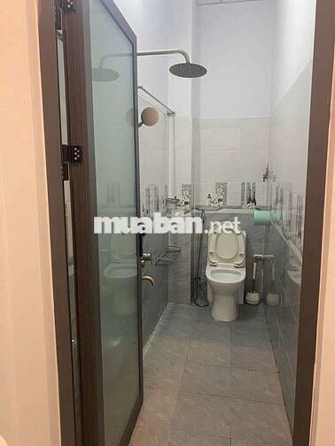 NHÀ 3 TẦNG ĐẸP — GẦN HÒA BÌNH--THOẠI NGỌC HẦU (5m x 10m)