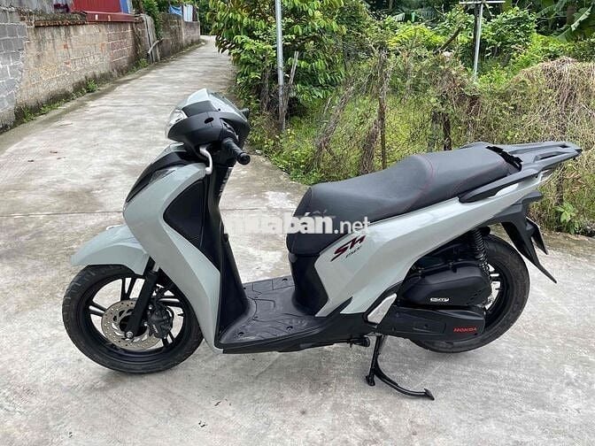 Cần bán sh 125 2017 máy zin chính chủ