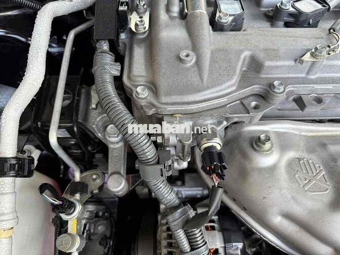 Toyota Camry 2.0 G đời cuối 2021