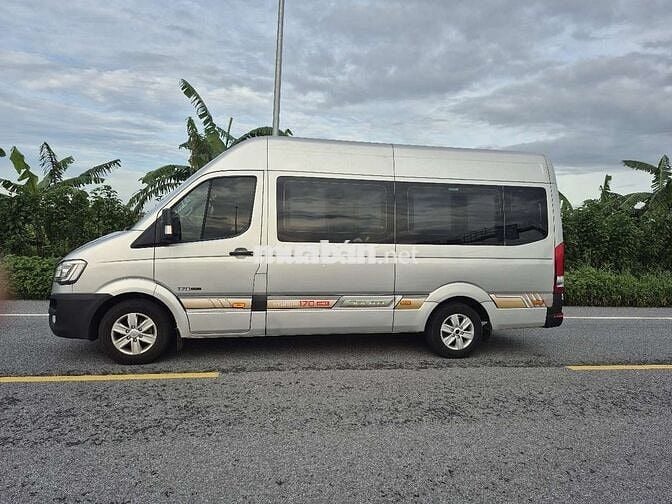 Solati 2022 xe 16 nghế âu - 120000 km