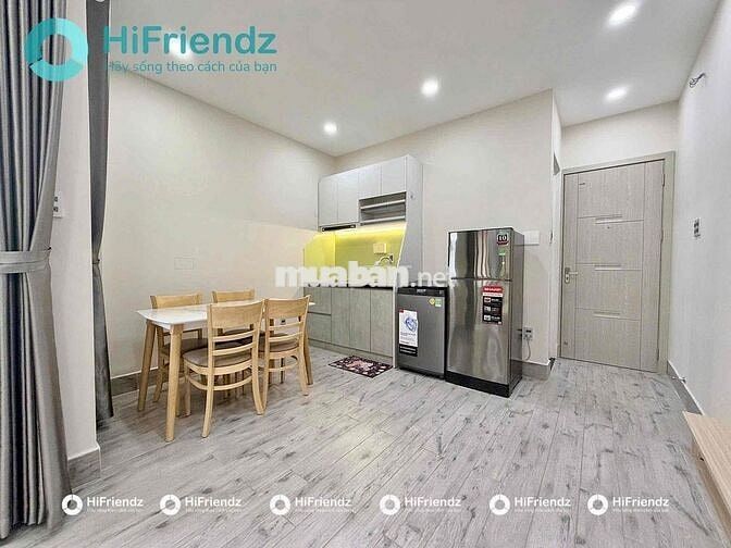 Cho thuê căn hộ ban công có máy giặt riêng trục đường Thống Nhất