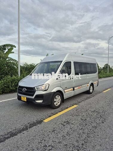 Solati 2022 xe 16 nghế âu - 120000 km