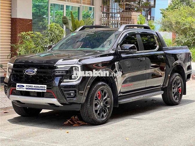 Ford Ranger 2024 Stormtrak 2.0 4X4 AT - 3200 km