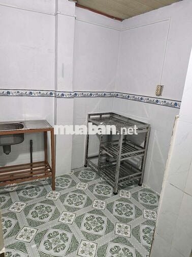 Cho thuê nhà nguyên căn mặt tiền hẻm 1 sẹt hẻm thông có thể kinh doanh