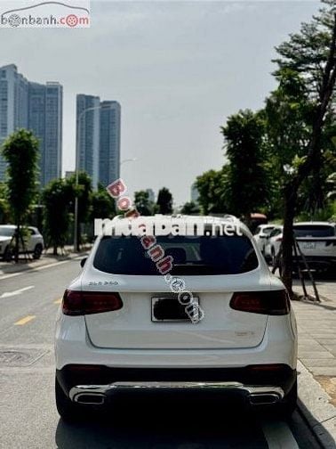 Mercedes Benz GLC 200 2021