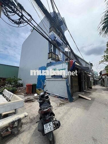 Hẻm xe hơi Phường Phú Thuận 6 Tỷ hơn - 4PN4Wc ST - Sơn là mới tinh
