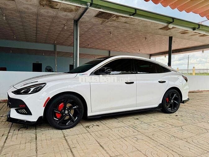 MG5 LUXURY Trắng odo 4v