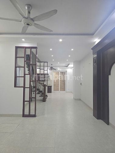 Gia đình cho thuê nhà Liền kề tại KĐT mới An Hưng, 82,3m2x4T, 5pn, 4wc