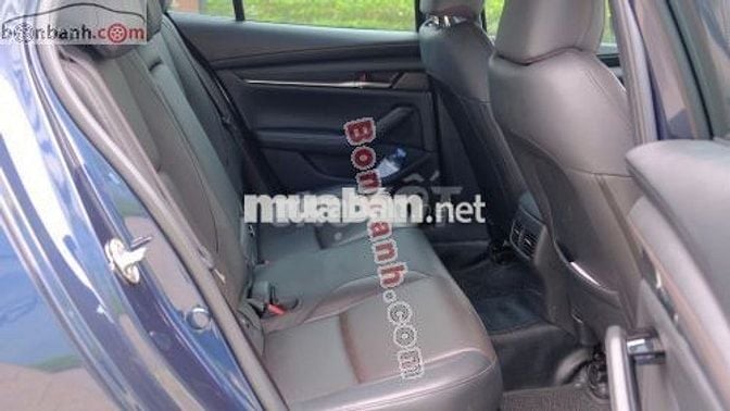 Mazda 3 1.5L Luxury 2023