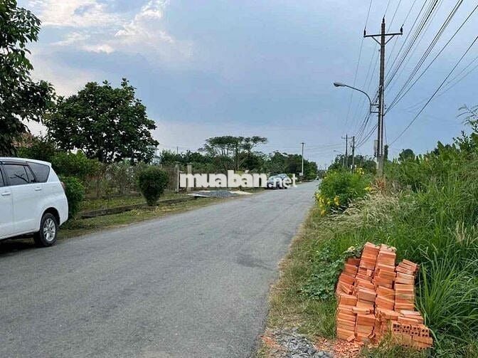 Chỉ cần 180triệu bạn có thể mua được đất vườn hơn 2000m2