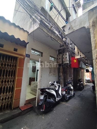 Nhà ở gần BV Bạch Mai, trường đại học,chợ