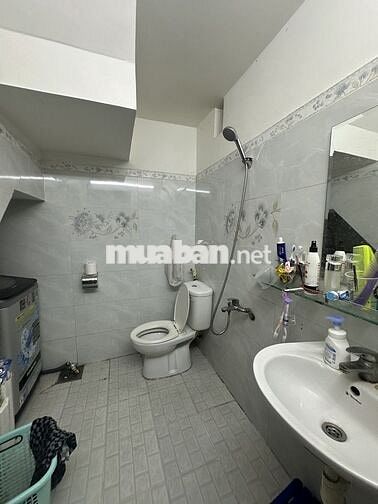 Cần bán nhà nguyên căn đường số 44 Trương đình hội Q8