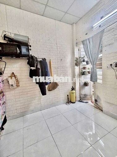 NGANG 7.5M DÃY NHÀ TRỌ 2 TẦNG, THU NHẬP ỔN DỊNH, HẼM XE TẢI