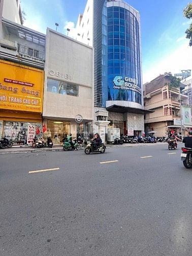 Bán nhà siêu vị trí mặt tiền Nguyễn Trãi - Quận 5 - (4x17m) Giá 34 Tỷ