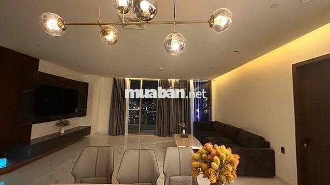 Thuê ngay căn hộ Hilton 2PN -Vị trí vàng trung tâm Đà Nẵng, Full NT 5*