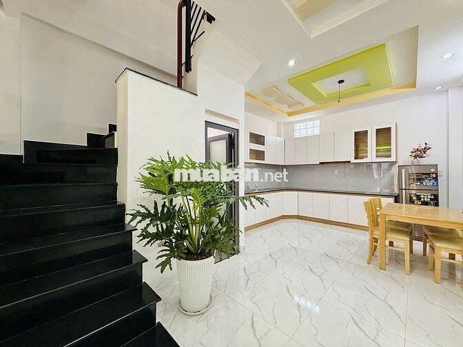 Nhà chính chủ hẻm xe hơi thông kế bên trường Tân Sơn