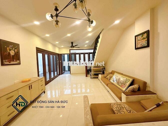 Biệt thự 8x16 full nội thất có gara ô tô đối diện UBND Quận 12