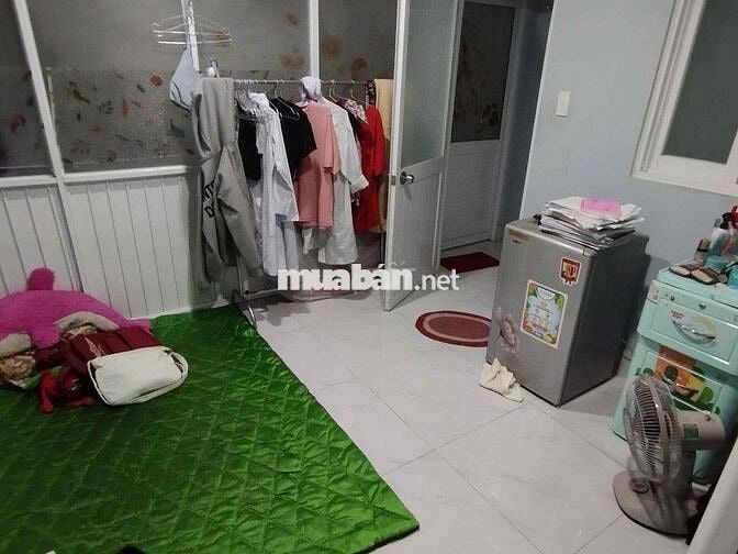 TÌM BẠN NỮ CÙNG PHÒNG GHÉP 1-1