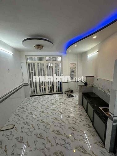 Nhà Ngang Lớn 4m7 - Quận 8 - vuông vức - Hiện Hữu - chỉ hơn 3ty