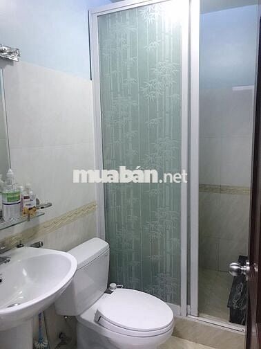 NHÀ HẺM ĐƯỜNG BÀN CỜ, Q.3, 64M2 NGANG 4M, 4 TẦNG 3PN, GIÁ 13,5TR/THÁNG