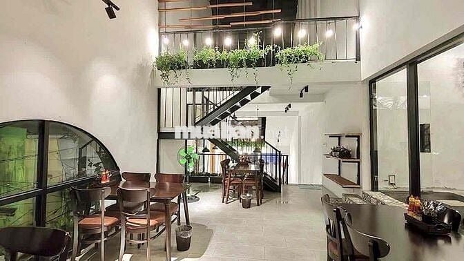 Mặt Bằng Đẹp 135m2 - 26 triệu - Lý Tự Trọng