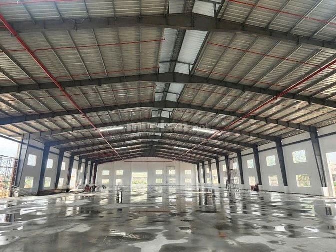 Cho Thuê 13.000 KHO MẶT TIỀN QL 22  GẦN BẾN XE AN SƯƠNG
