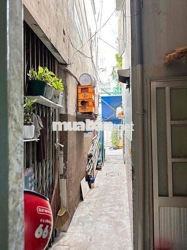 Bán nhà sổ hồng riêng hẻm 997 Trần Xuân Soạn Q7 sát cầu Nguyễn Văn Cừ