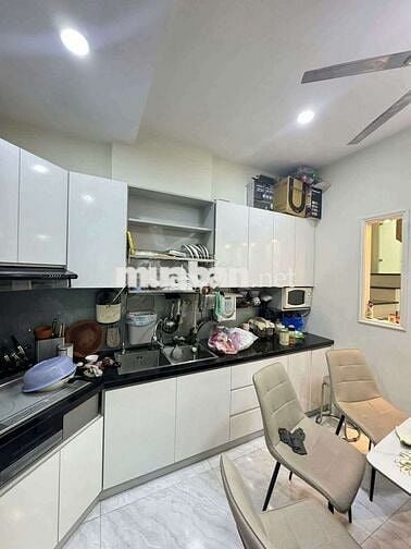 Chỉ 1,7 tỷ có ngay nhà hẻm 2PN 2WC đường Trần Đại Nghĩa, Bình Tân