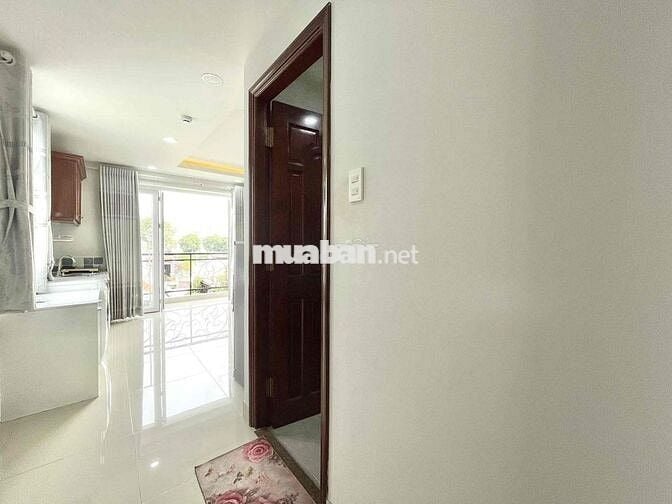 Căn Hộ Ban Công Thoáng Mát Ngay Đặng Văn Ngữ Phú Nhuận