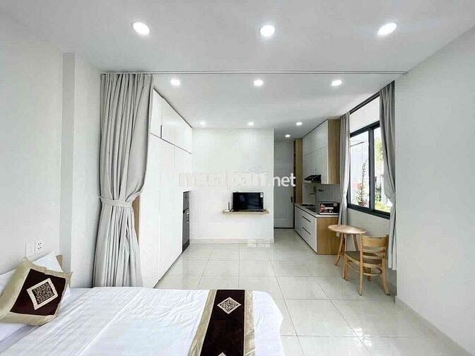 Căn Hộ view siêu thoáng , full nội thất cao cấp ngay Lê Văn Sỹ Quận 3