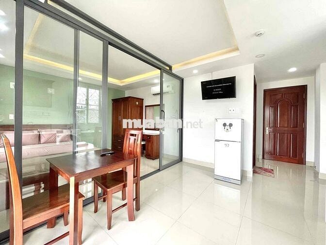 Căn Hộ Ban Công Thoáng Mát Ngay Đặng Văn Ngữ Phú Nhuận
