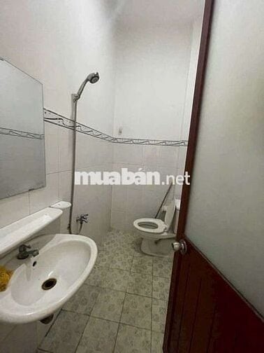 Nhà 1 trệt 2 lầu hẻm 118 đường số 8 BHH B bình tân